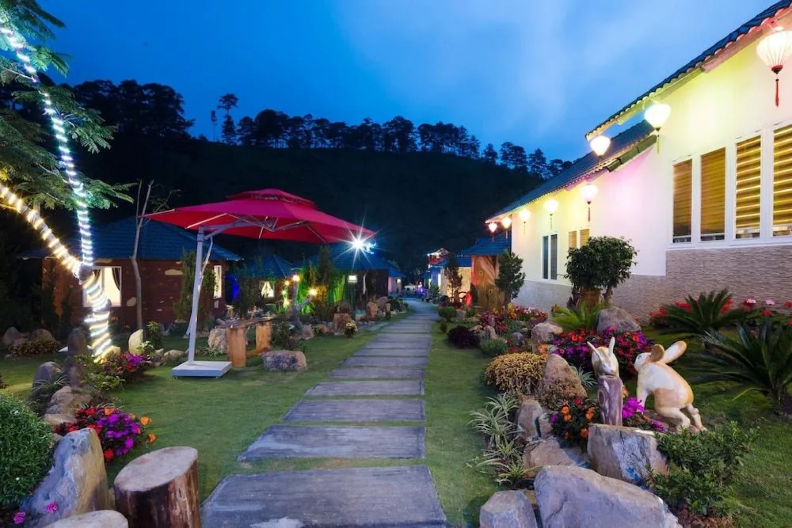 Green Bee Bungalow