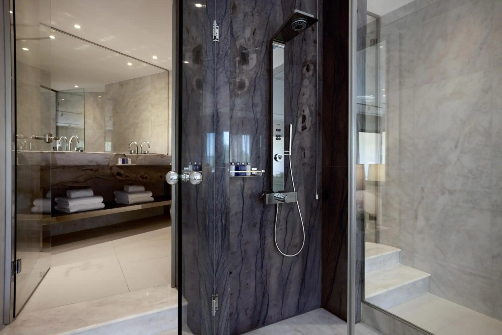 Отель Pomegranate Wellness Spa