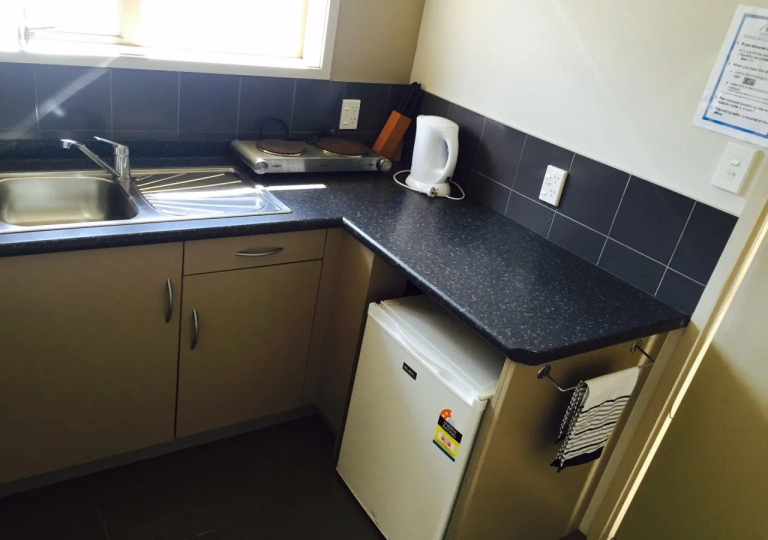Aquarius Motel