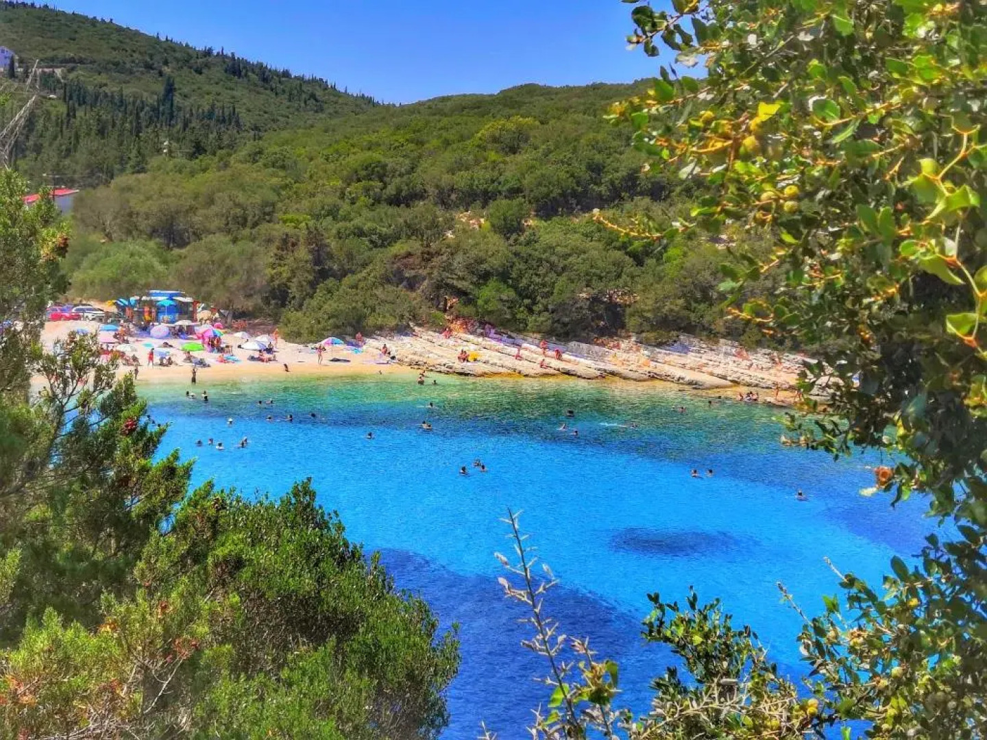 Pogonia, spacious apartment by the sea with private pool