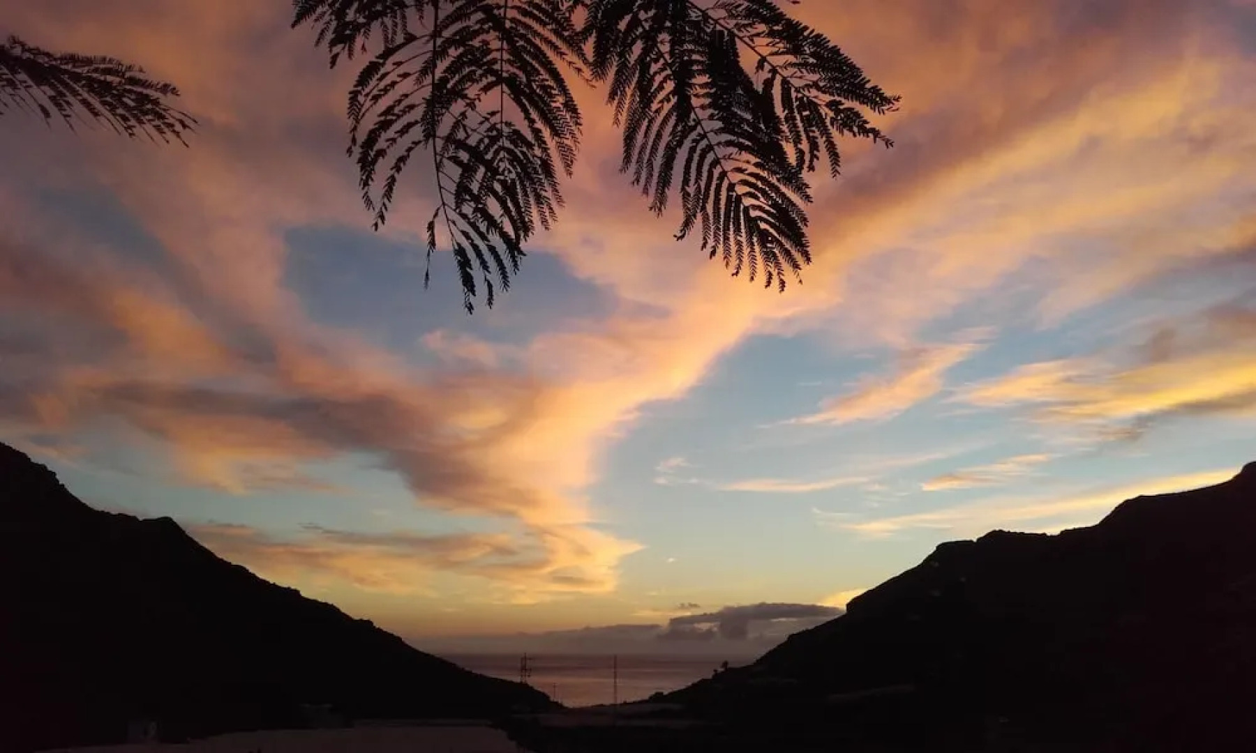 Que Encanto la Italiana