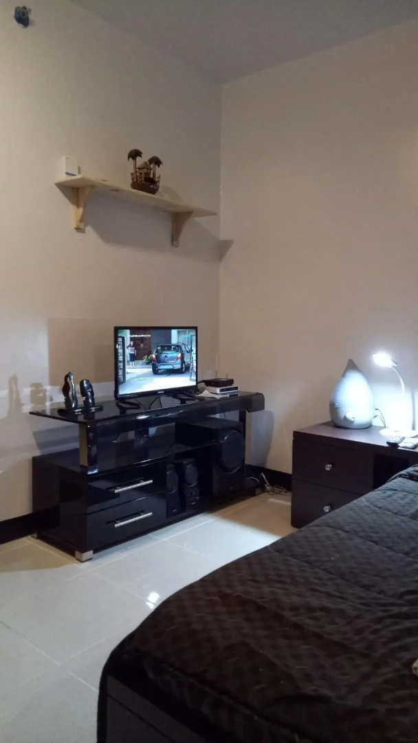 Darvy Suites