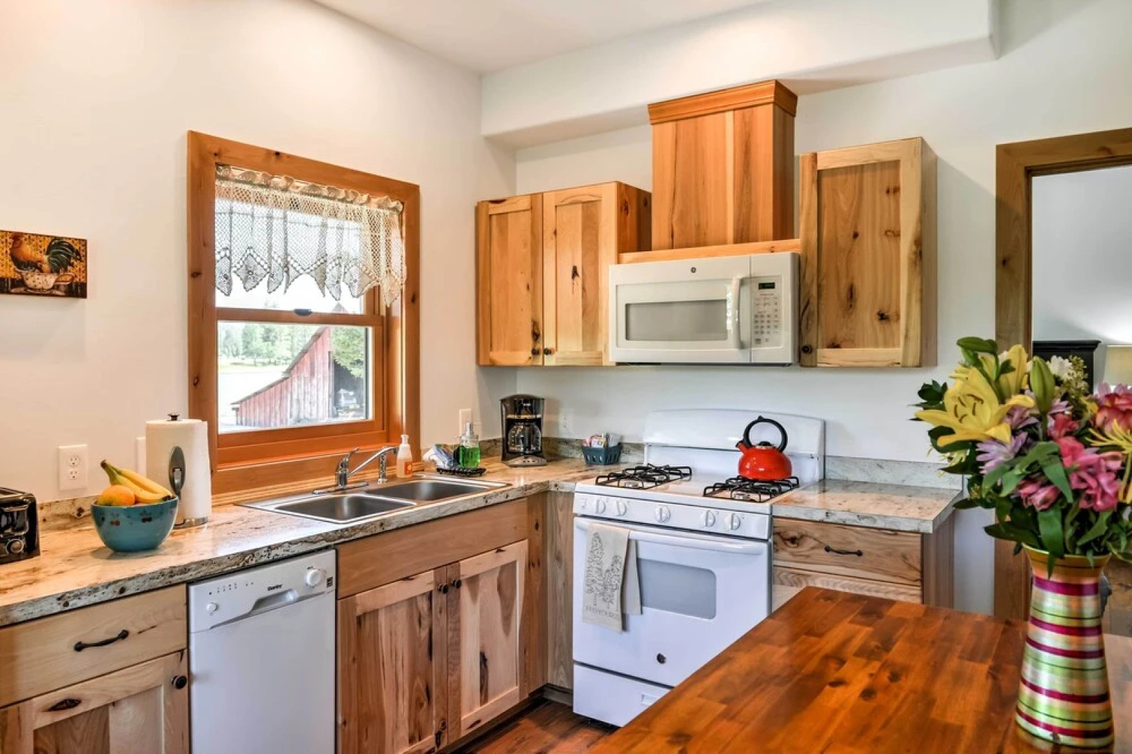 Columbia Falls Vacation Rental: 10 Mi to Whitefish