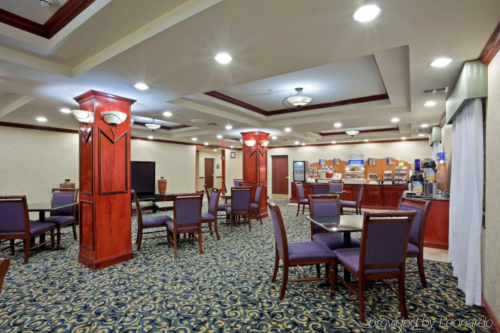 Holiday Inn Express & Suites Pampa by IHG