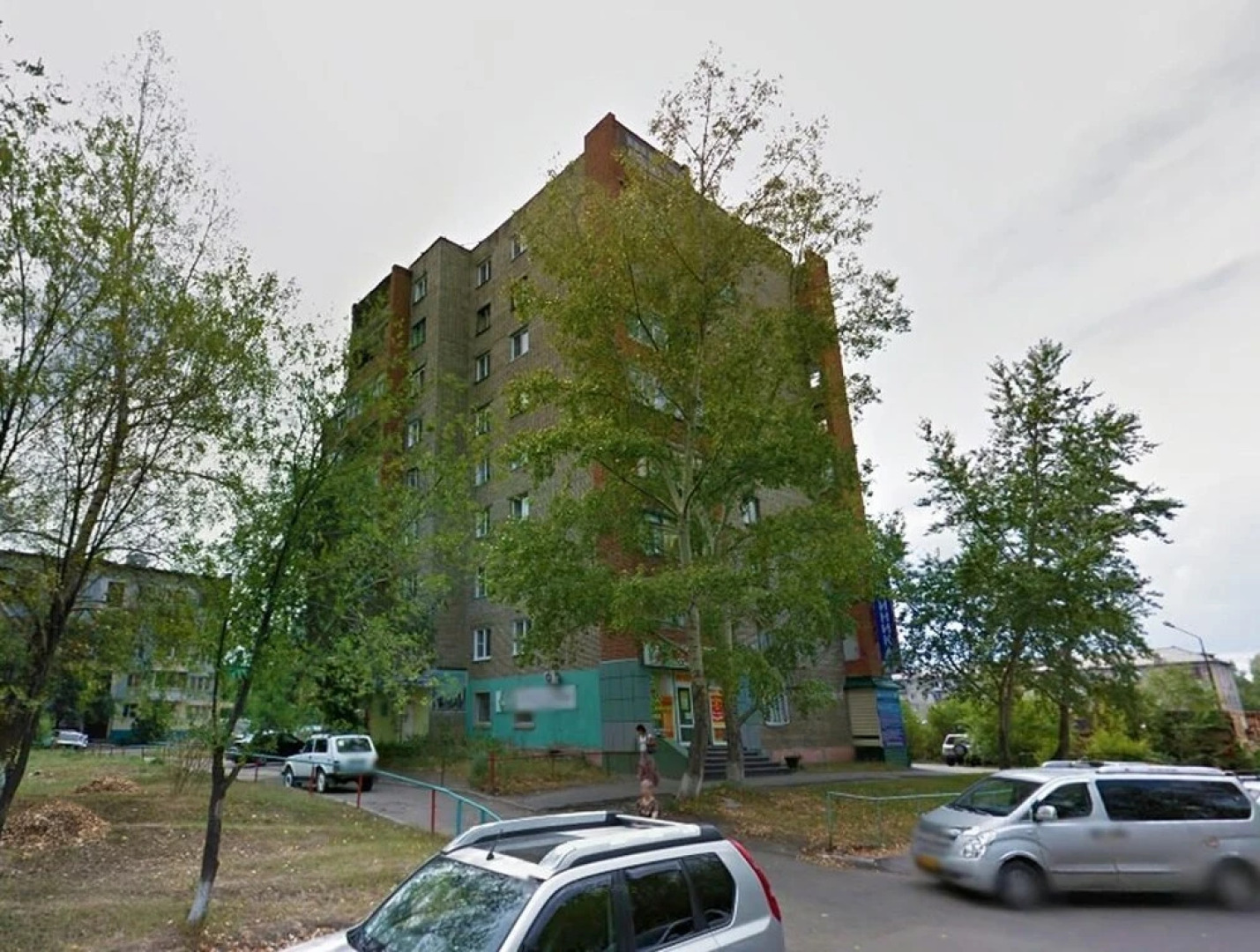 Dobrye Sutki Apartment on V.Maksimova 21