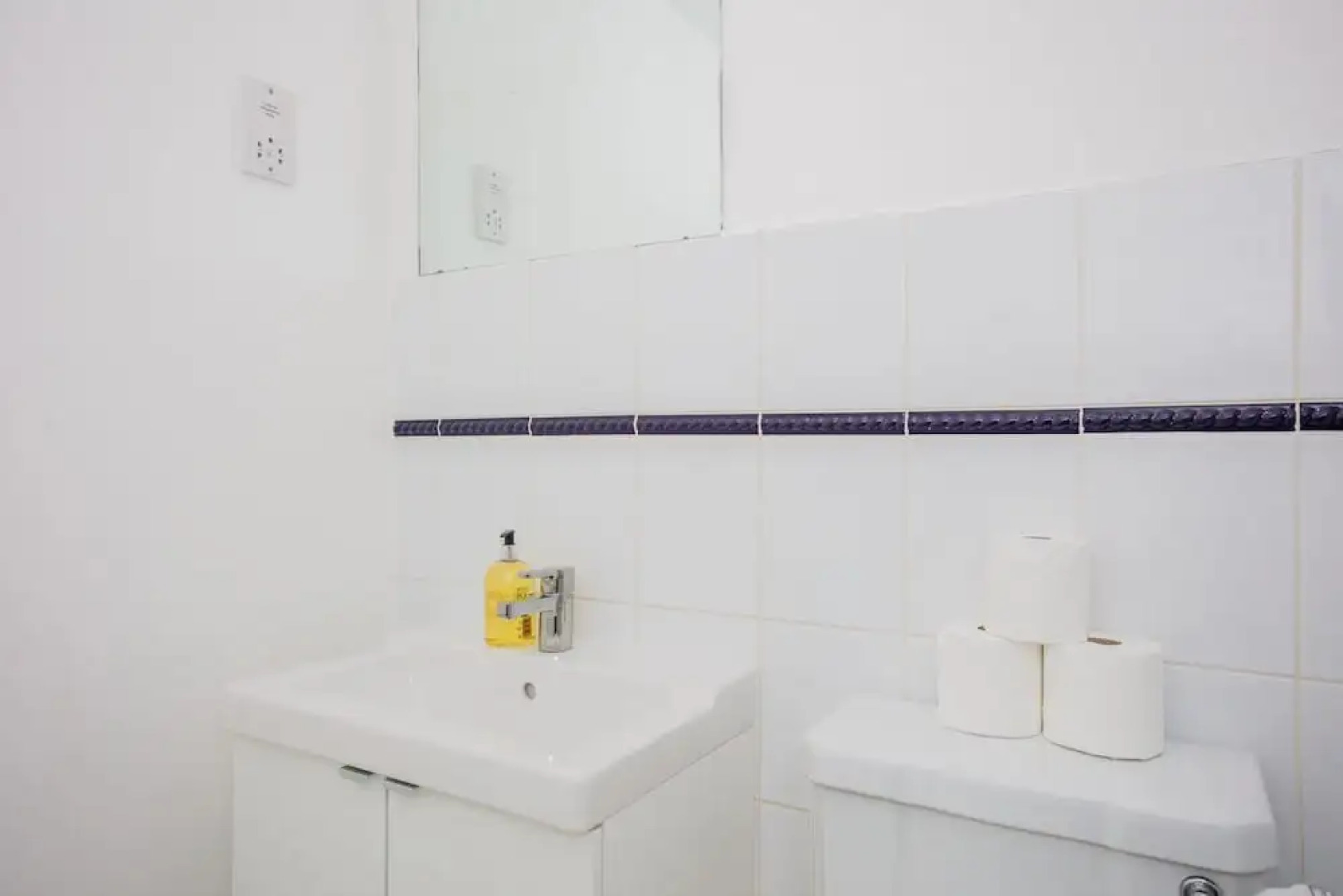 2 Bedroom Flat In East London