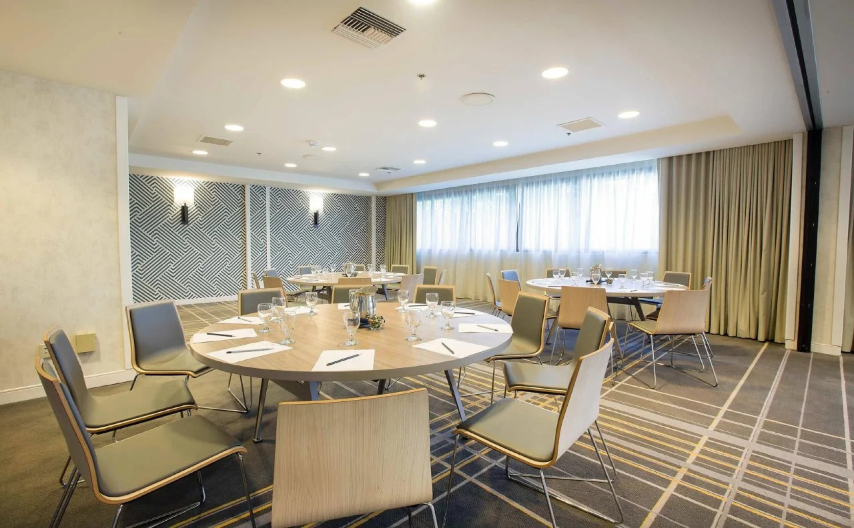 Westdrift Manhattan Beach, Autograph Collection by Marriott