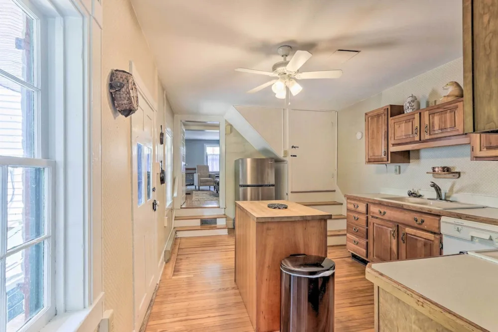 Historic Townhome in Downtown Shepherdstown!