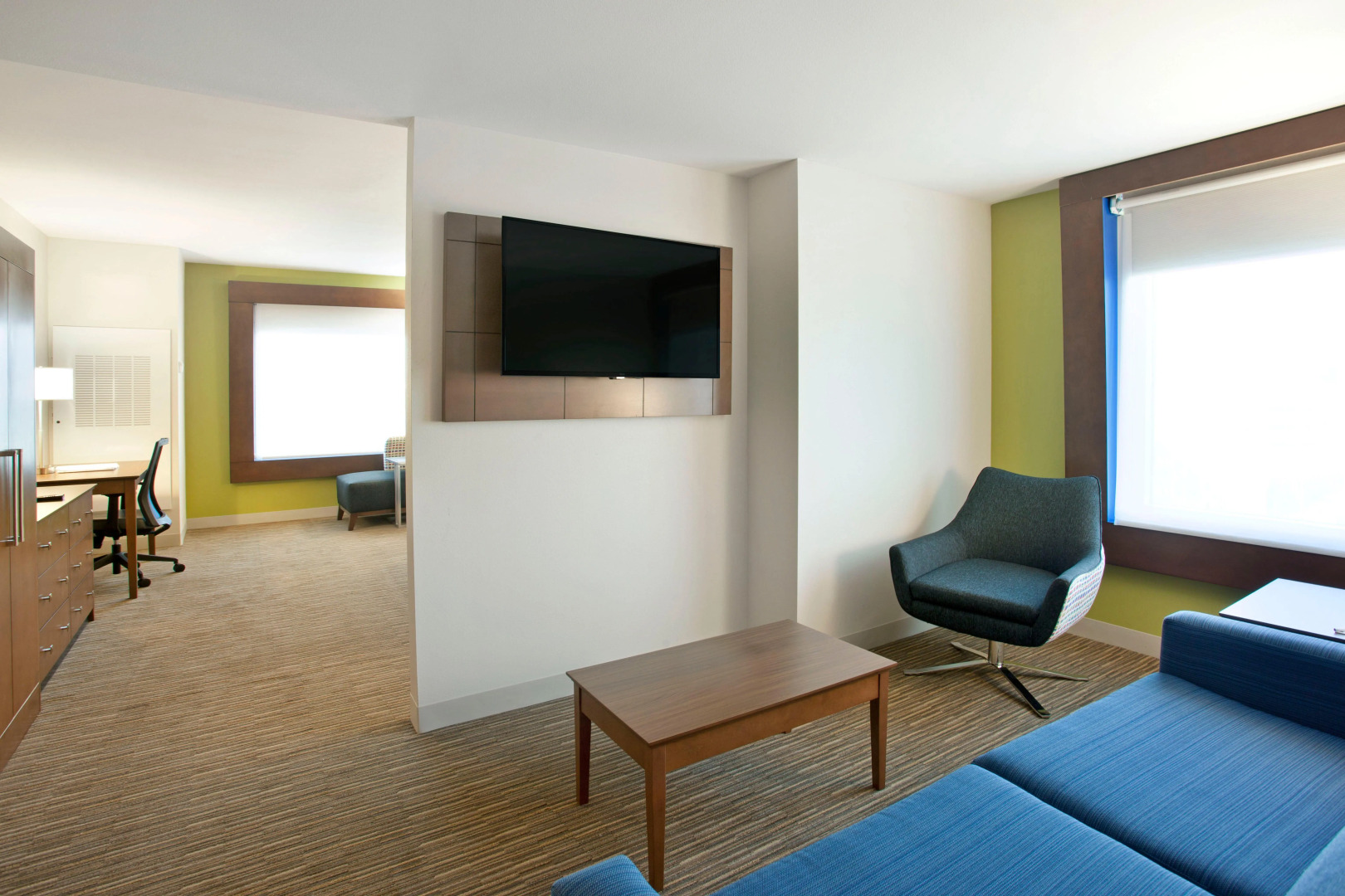 Holiday Inn Express & Suites Austin Downtown - University by IHG