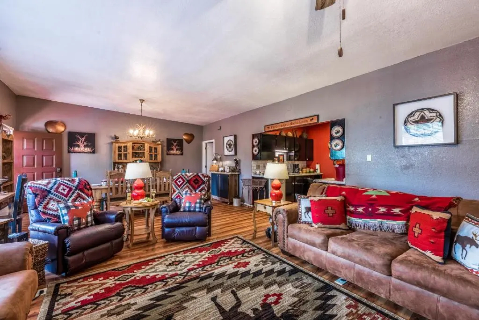 Gotch Eyed Moose, 3 Bedrooms, 3 bath, Pool and Tennis Access, Sleeps 10