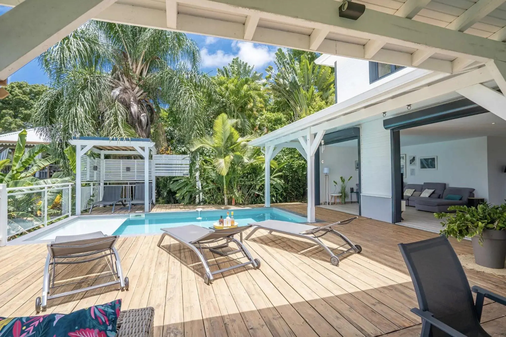 Villa Lanati, 4 ch avec piscine & vue campagne