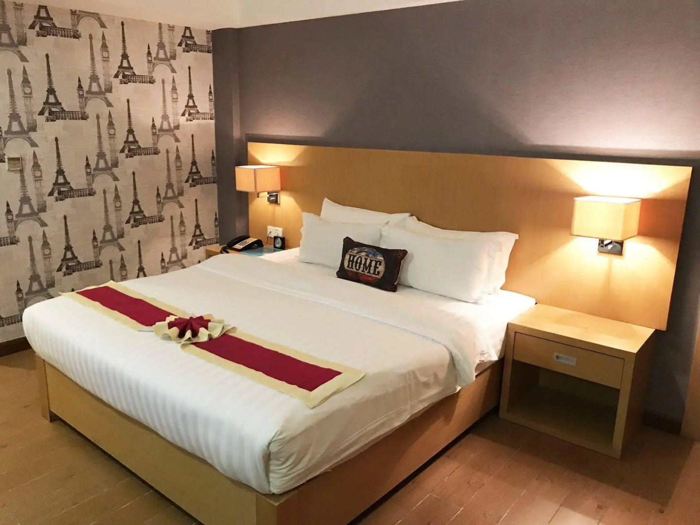 Discovery Hotel