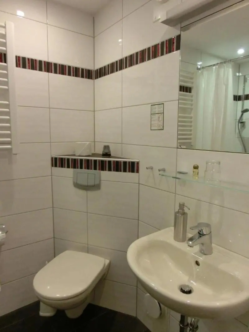 Central Hotel Garni