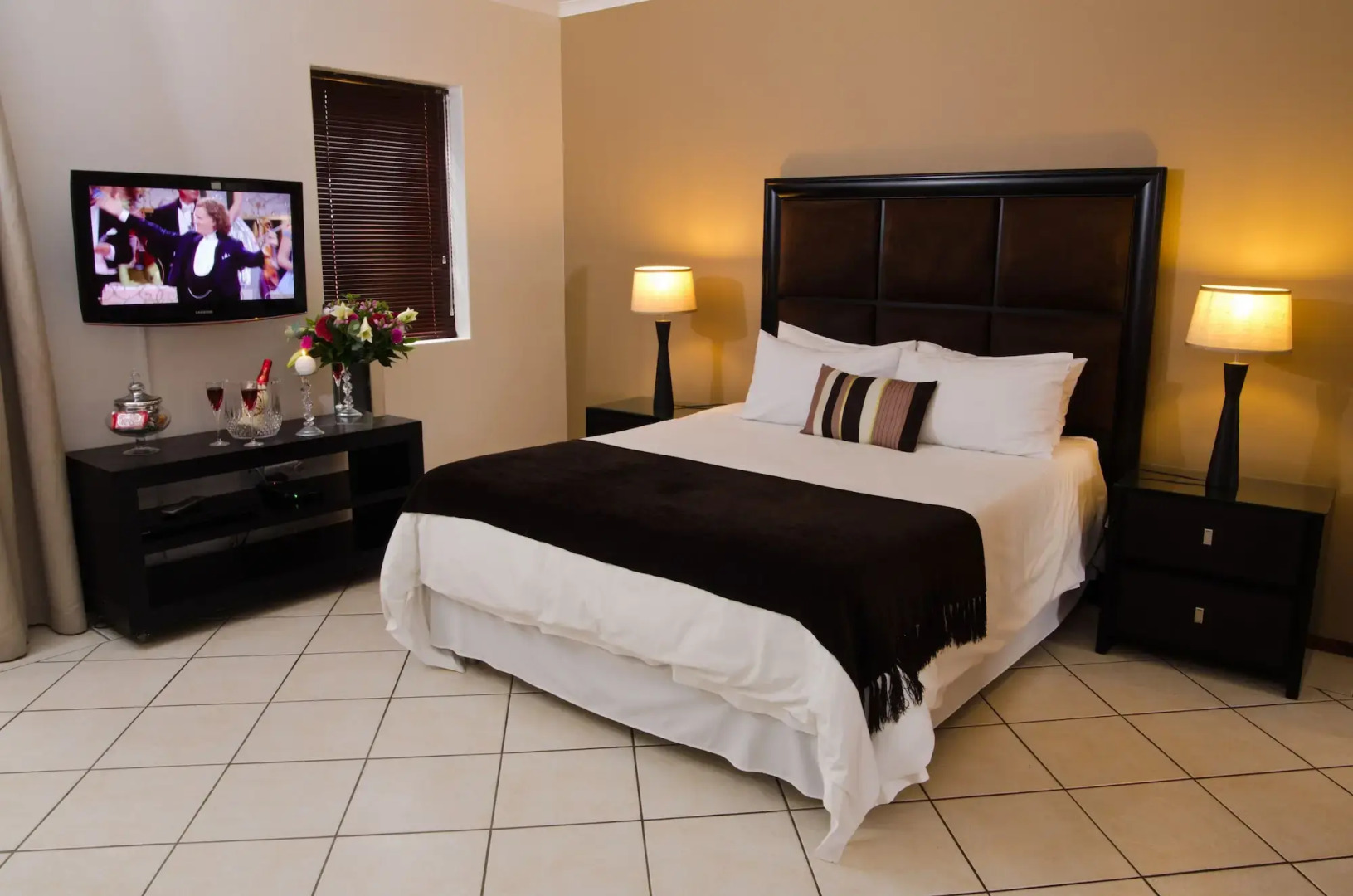 Sandton Times Square Serviced Apartments