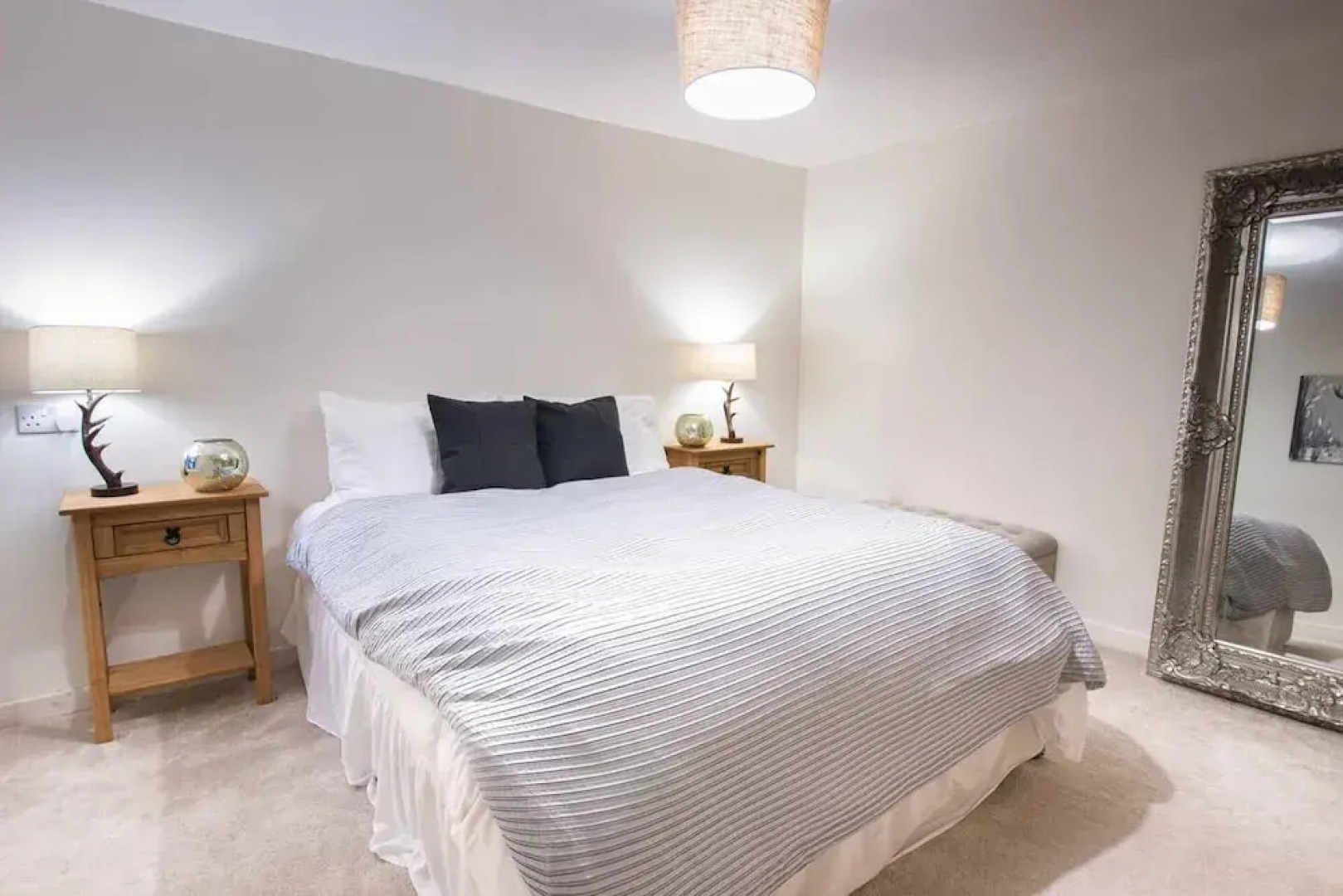 Windyheads Luxury Cottage - 5 Bed 2 Bath