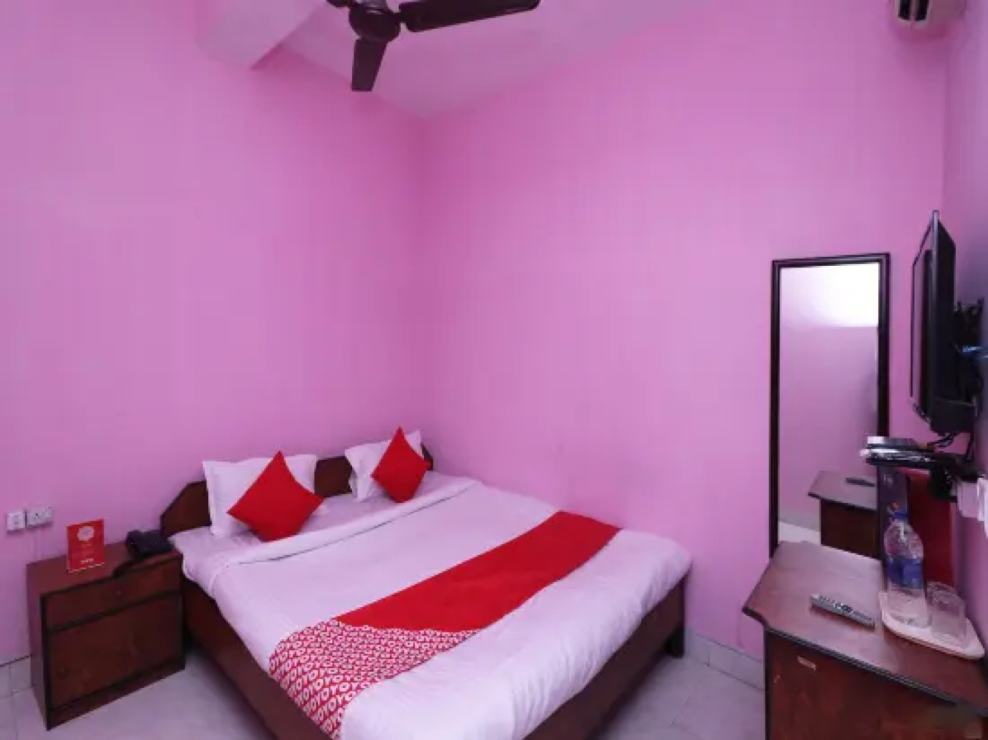OYO 28046 Hotel Amrit Sagar