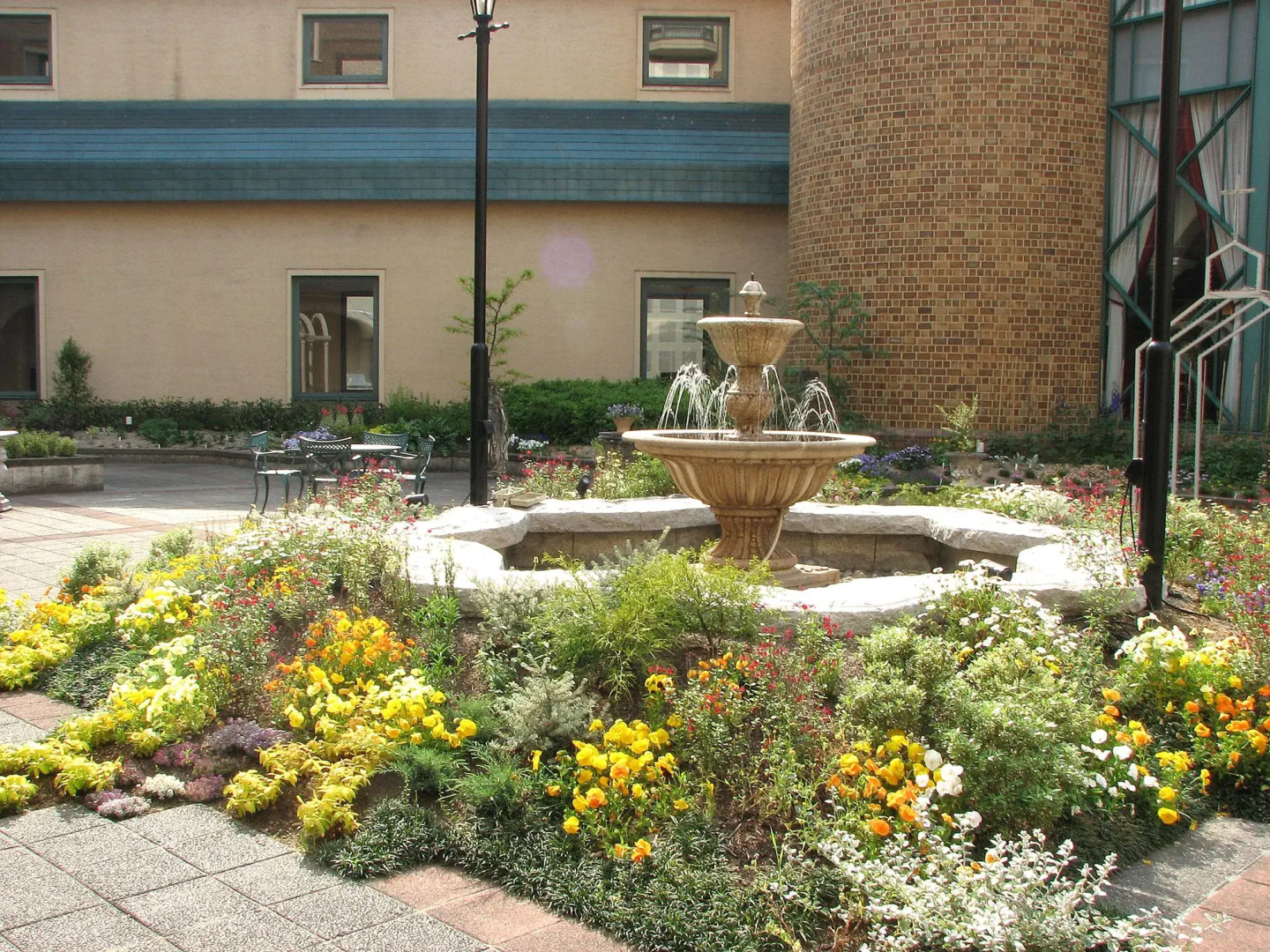 Royal Oak Hotel Spa & Gardens