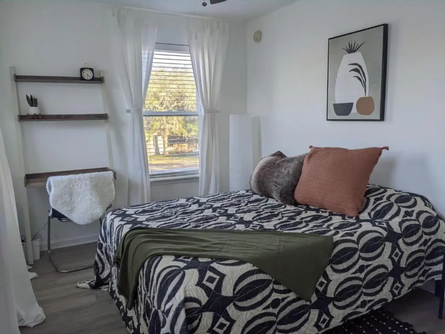 {Hidden Gem} Beach Home Blocks from Ocean +6 Bikes