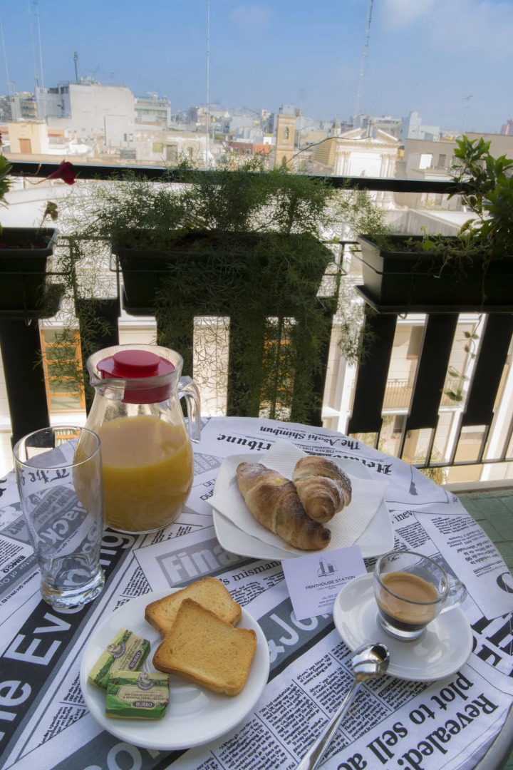 Penthouse Station Luxury Suites & Apts