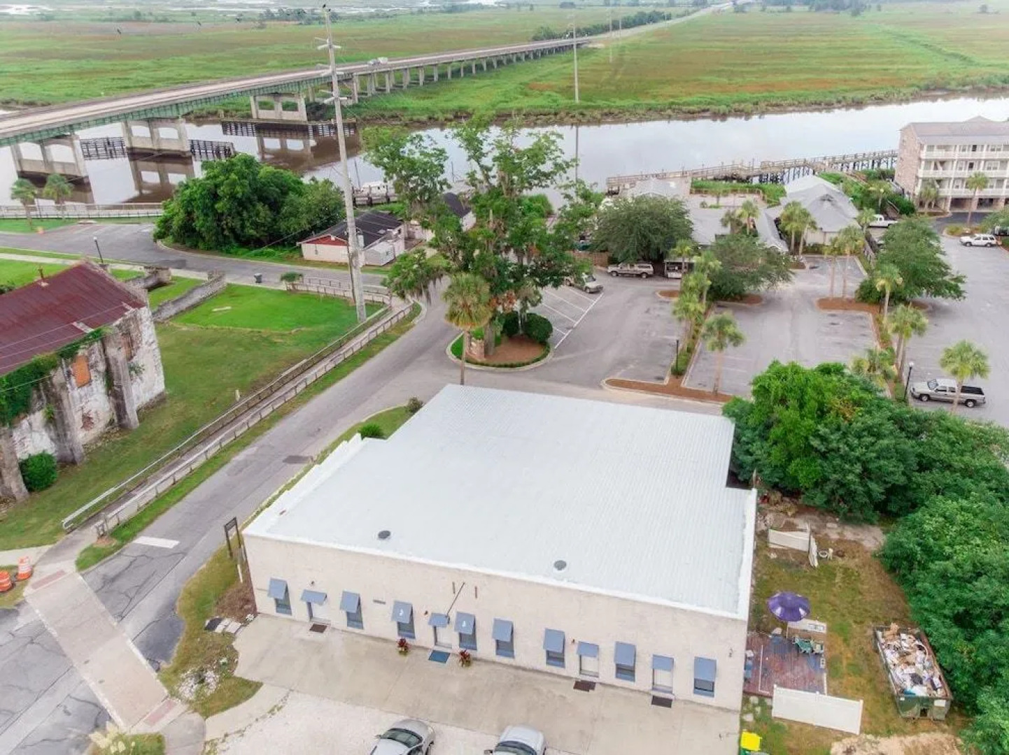 Dockside Inn of Darien