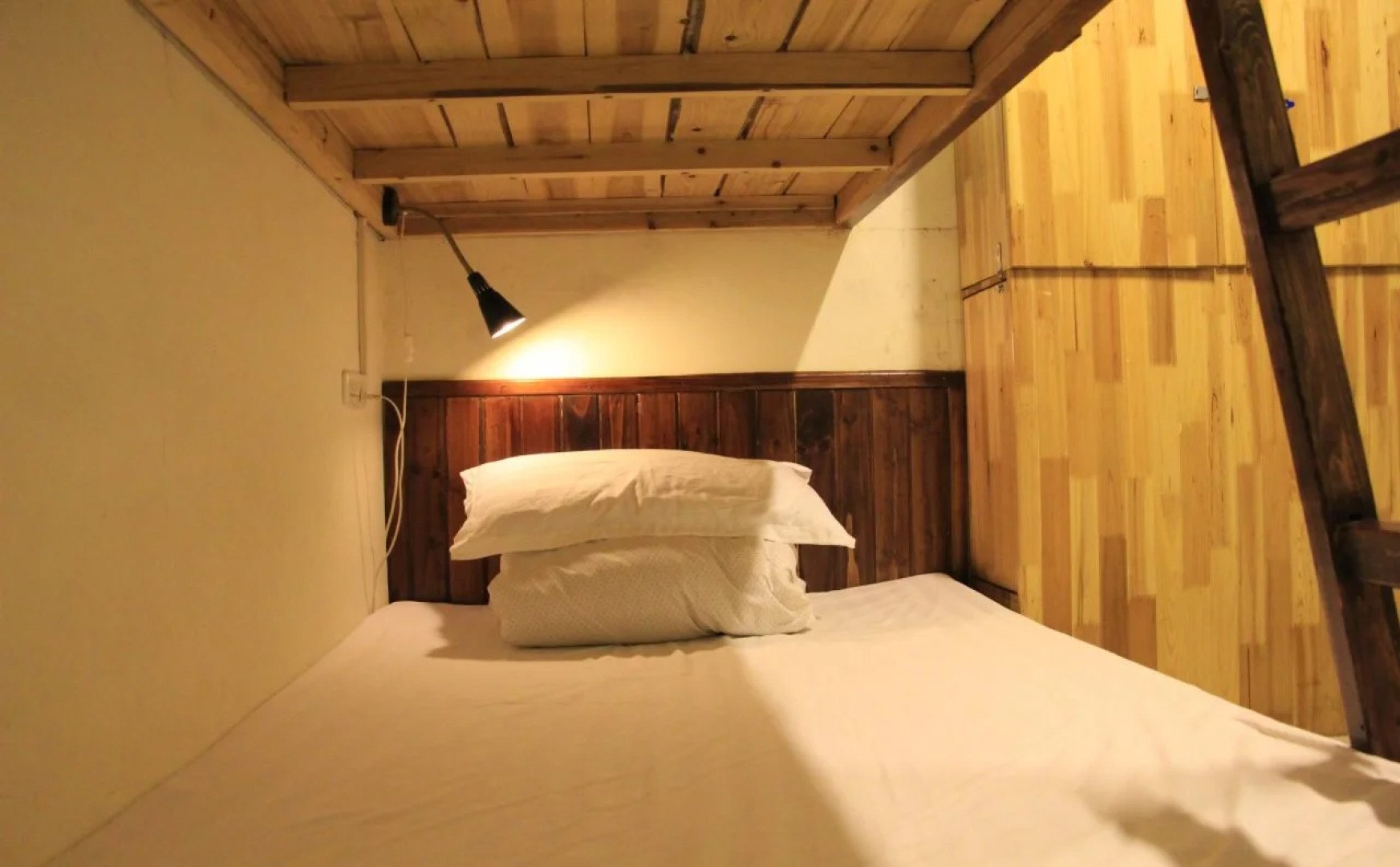 Guilin La Flowers Hostel