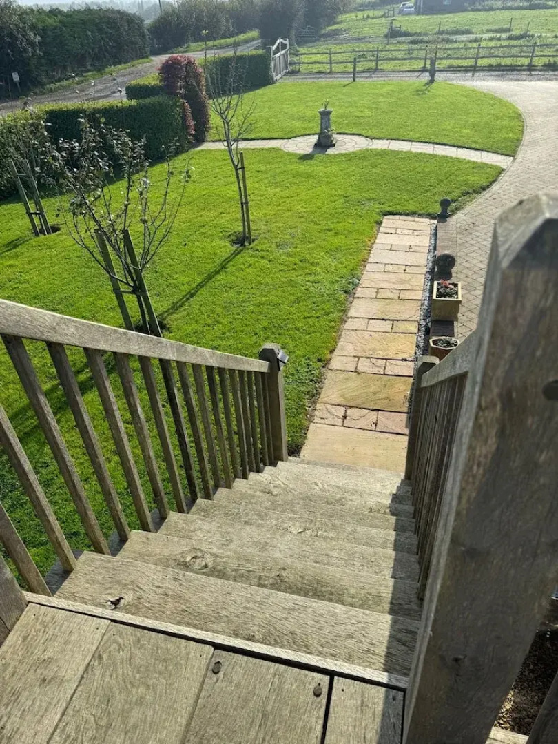 Tranquil Loft Apartment Overlooking Countryside