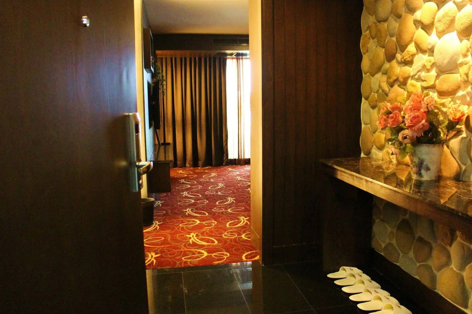 Maleewana Hotel & Resort