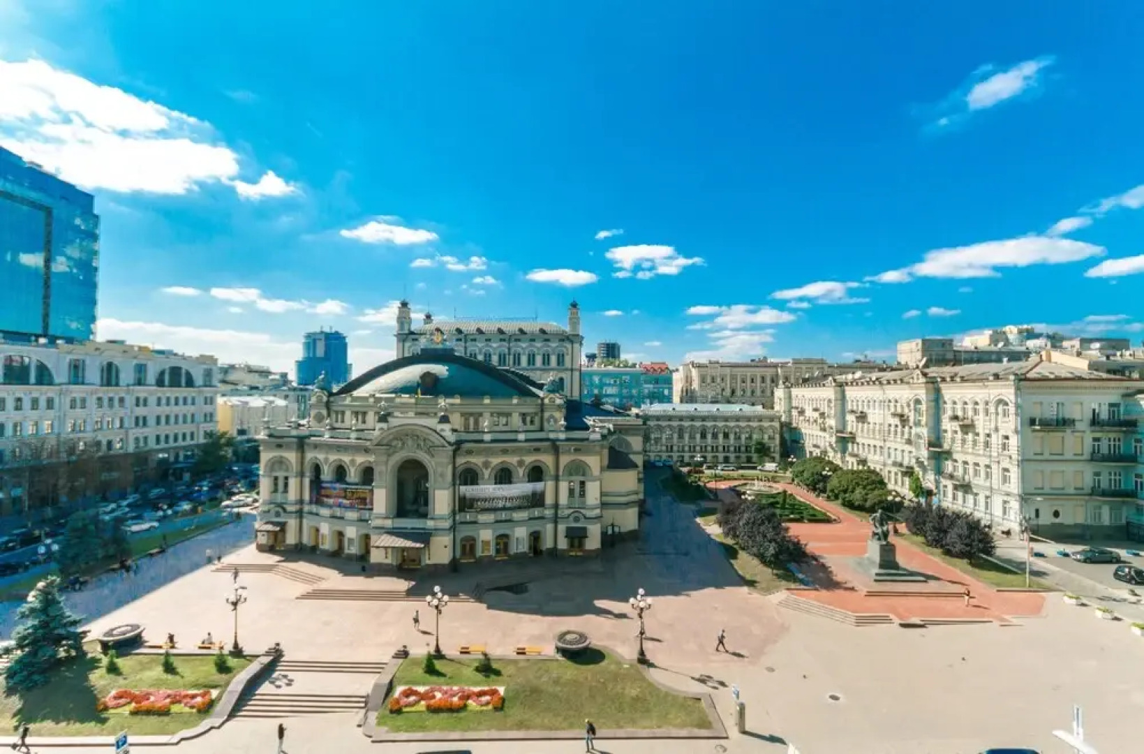 4-room apartment near the Olympic Stadium