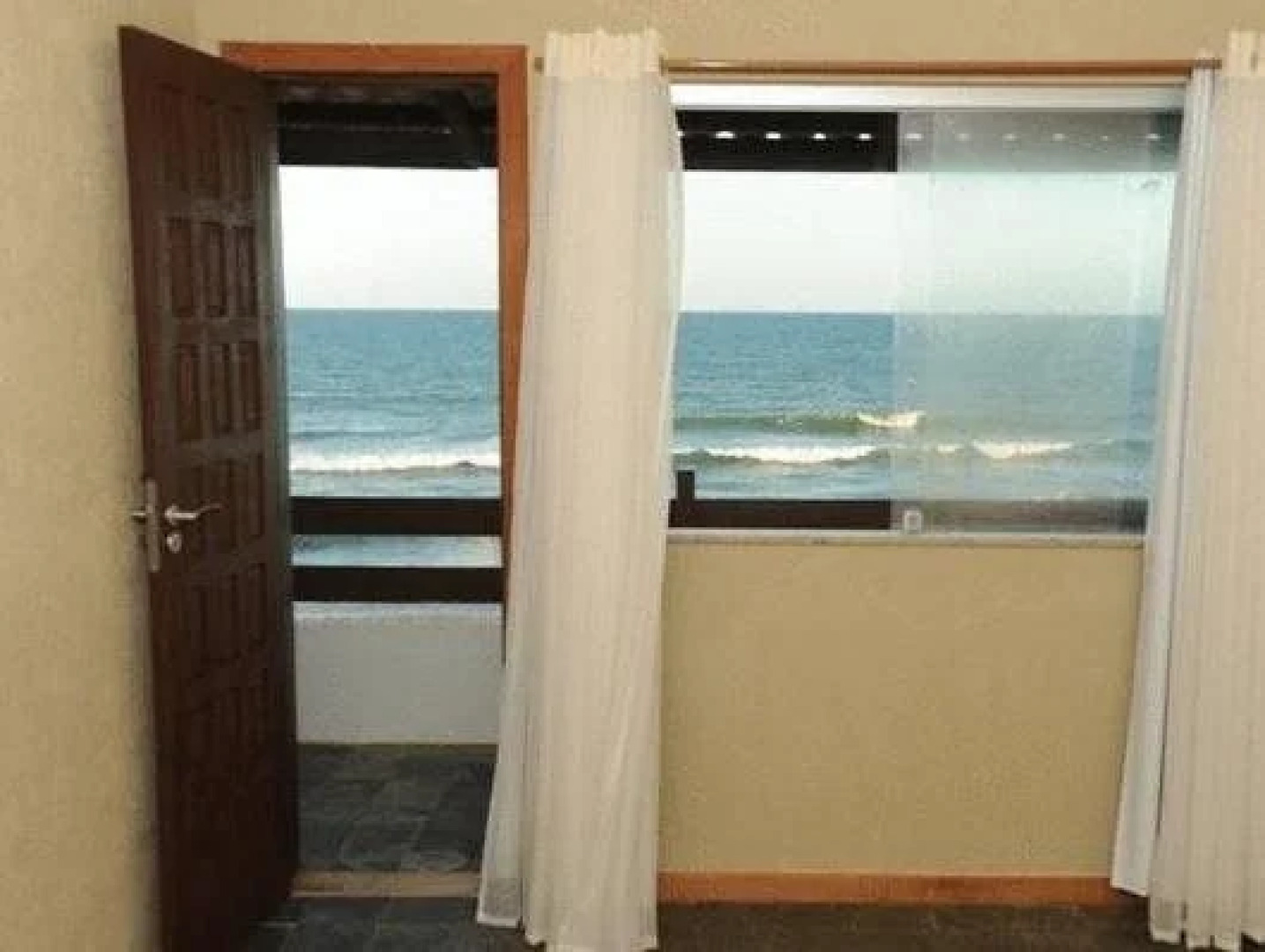 Arembepe Beach Hotel