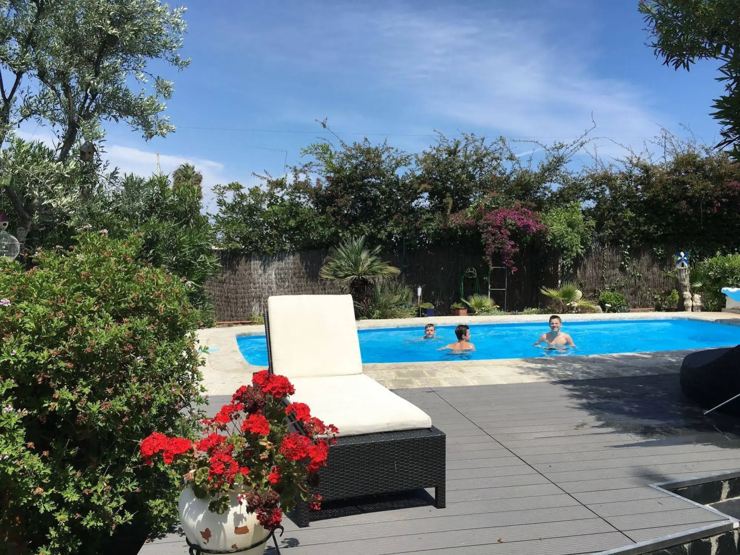 LUX Beach House Barcelona with Pool & Hot Tub, Beach Access