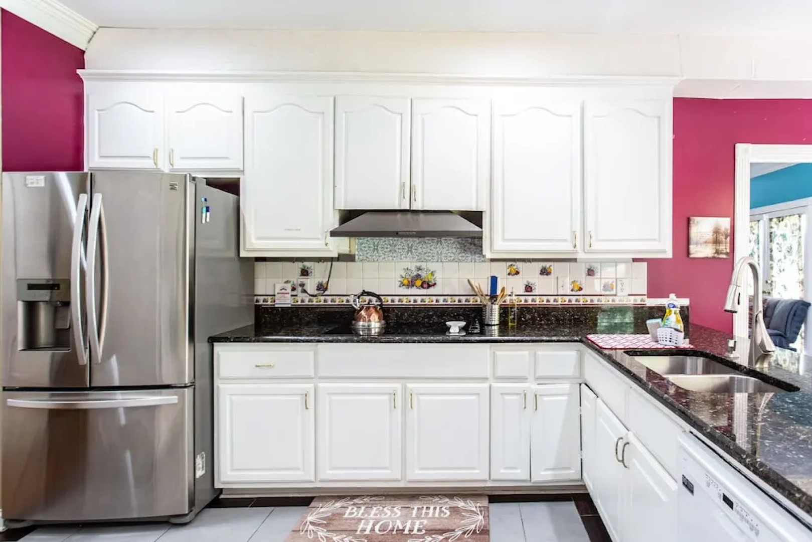 1369 Brentwood Almond - studio Br Apts