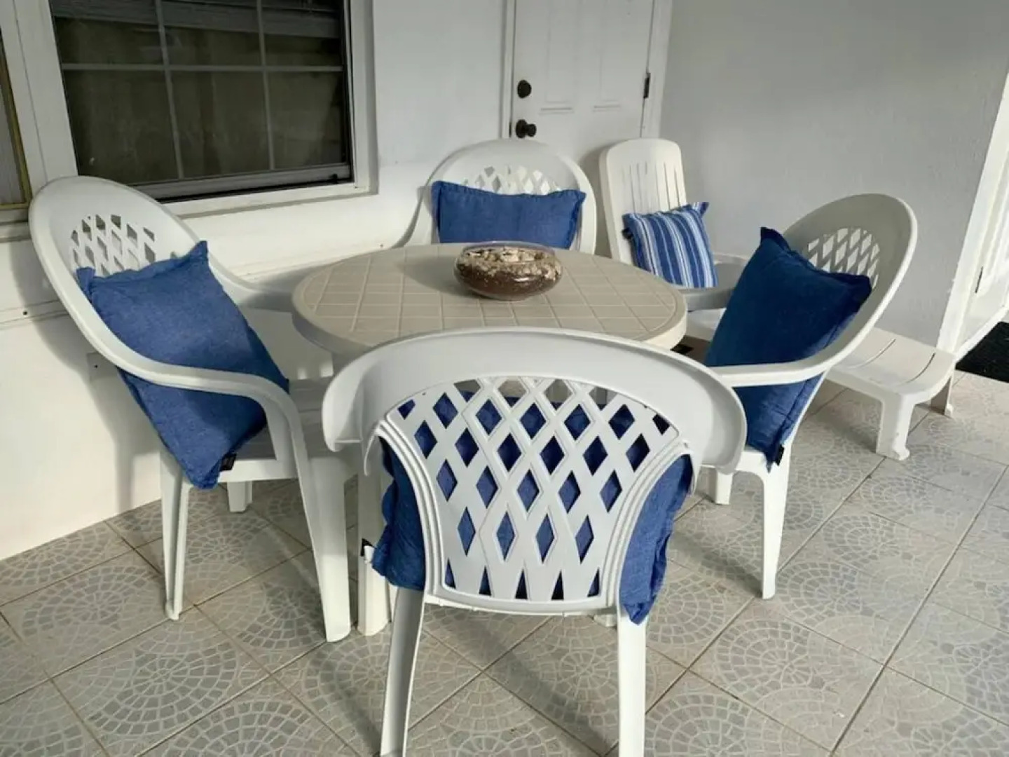 S2A Blue Pavilion - Beach Transfers Meals Tours Island Retro Chic