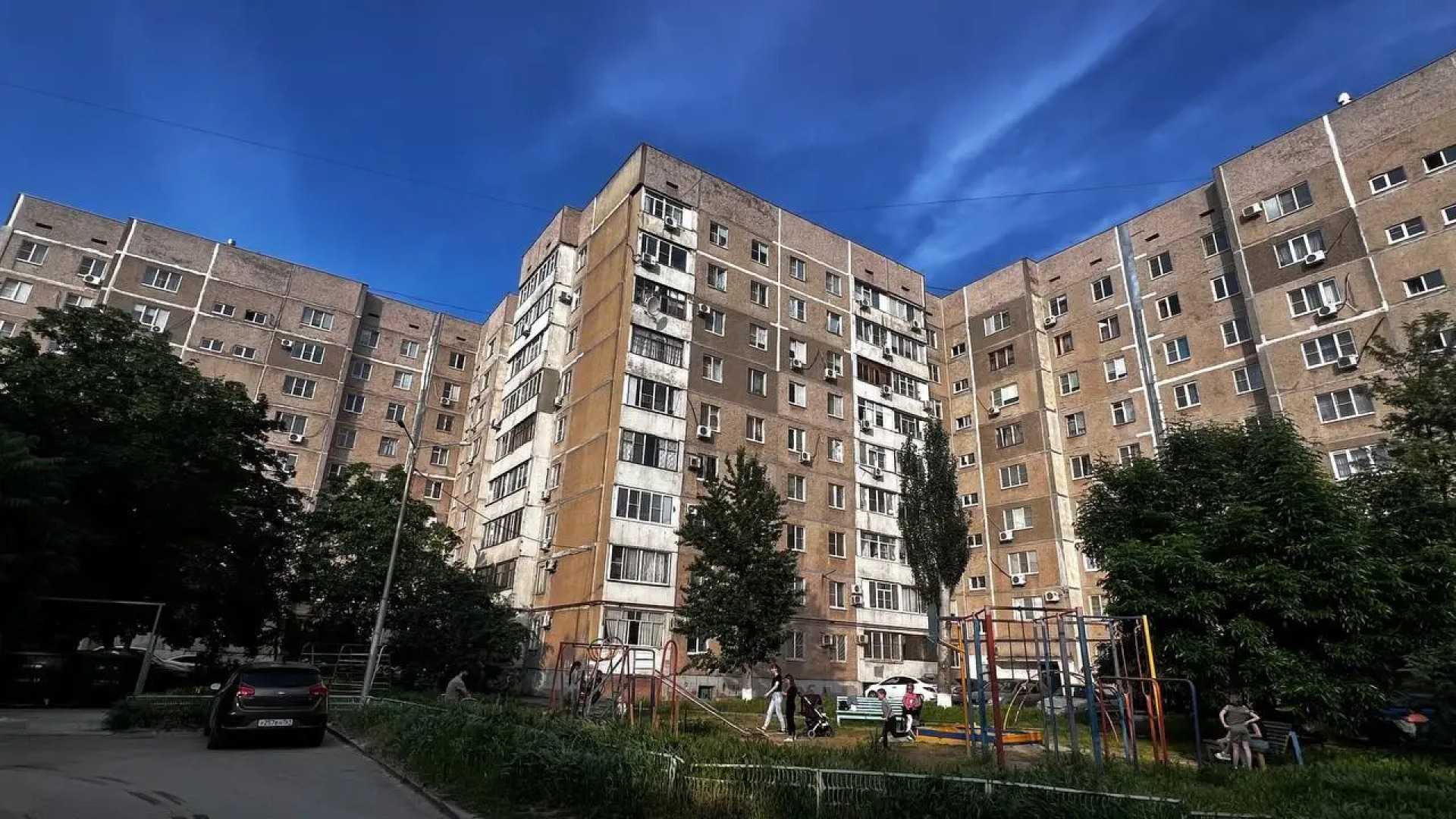 Апартаменты на проспекте Курчатова 23