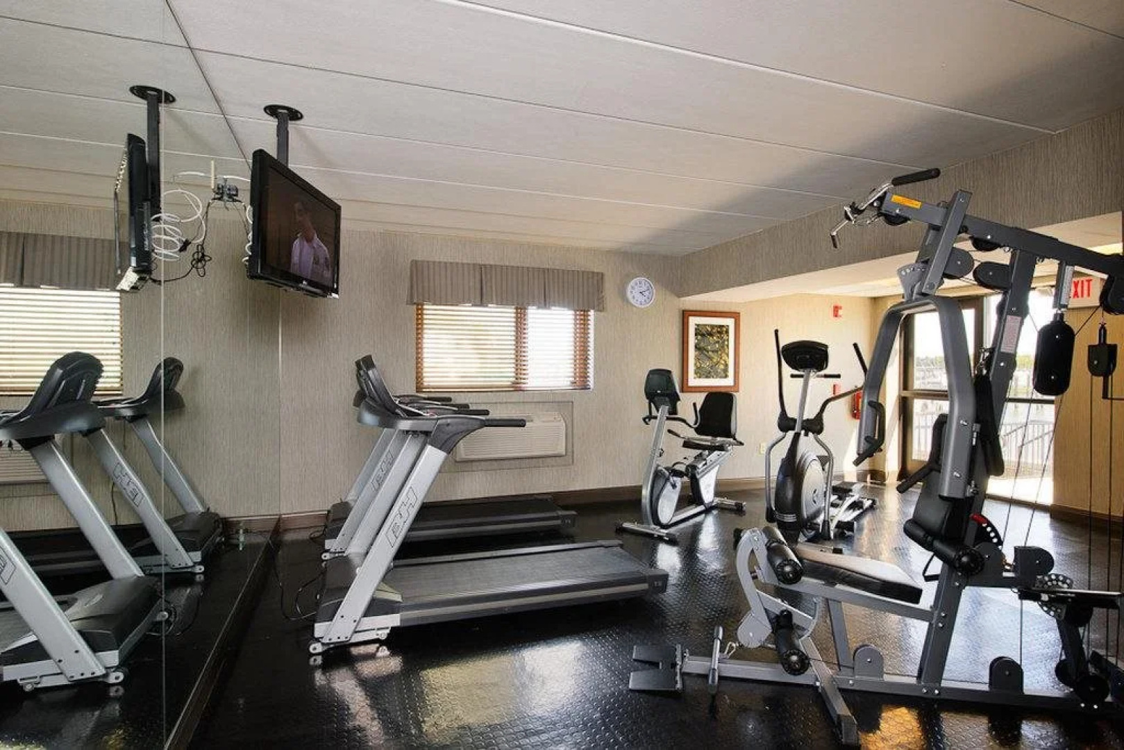 Holiday Inn Express Philadelphia Airport by IHG