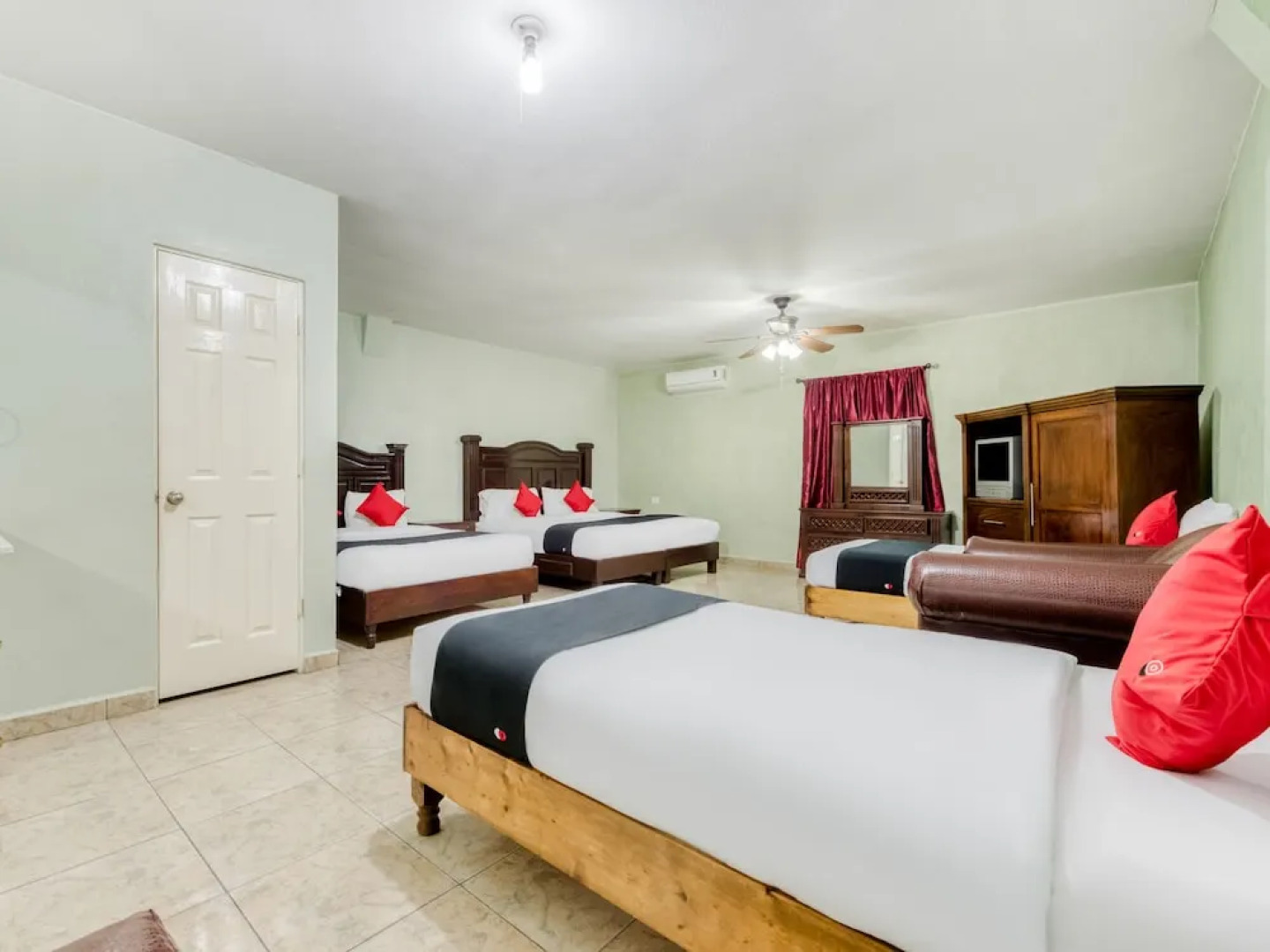 Hotel Villa Escondida