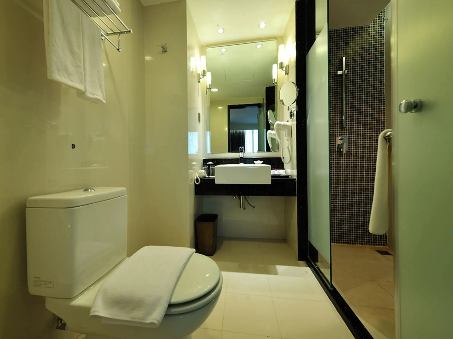 Ming Garden Hotel and Residences