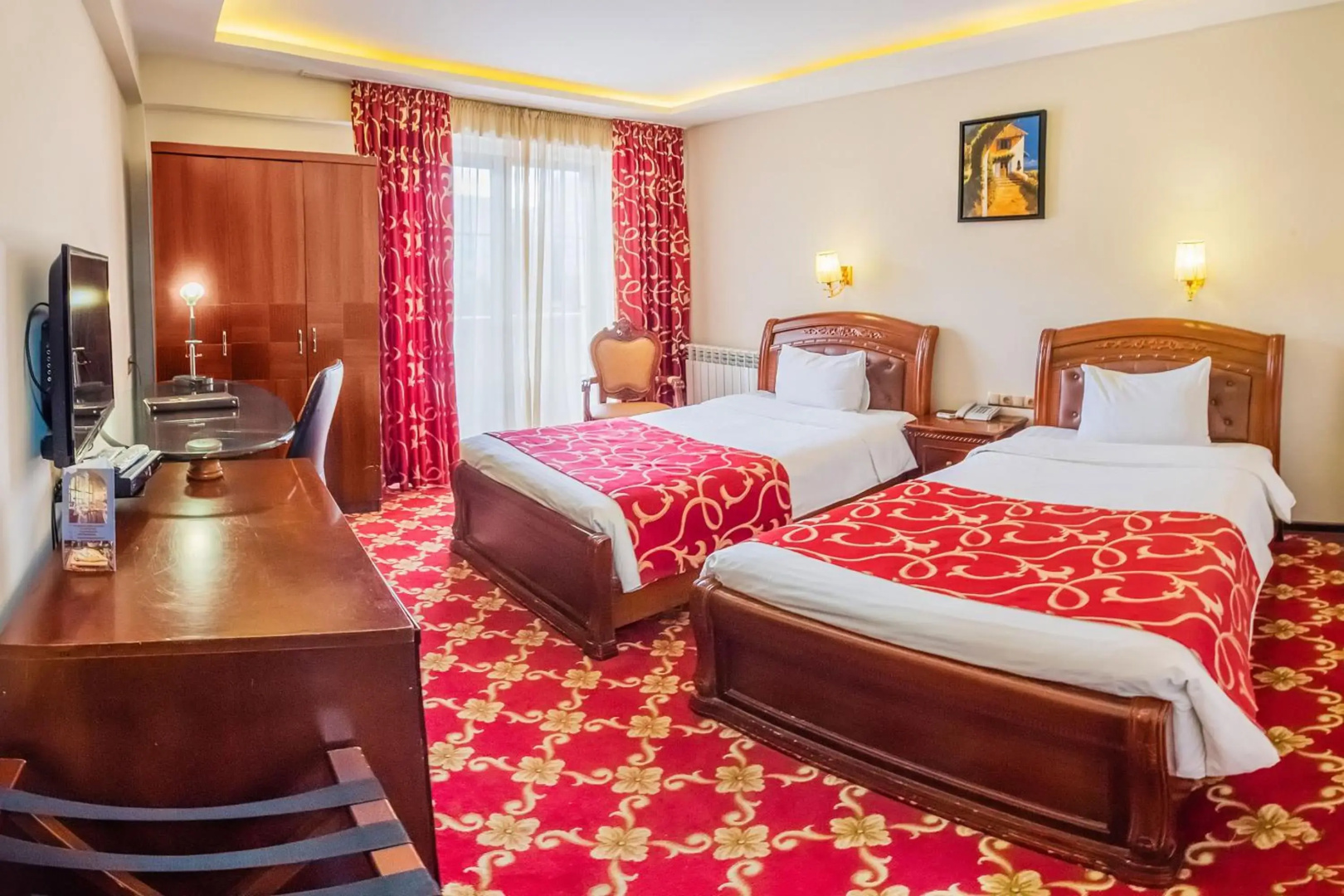 Отель Cron Palace Tbilisi
