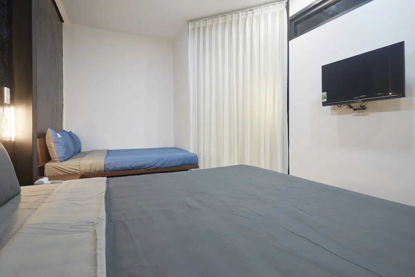 The Garden Capsule Hotel