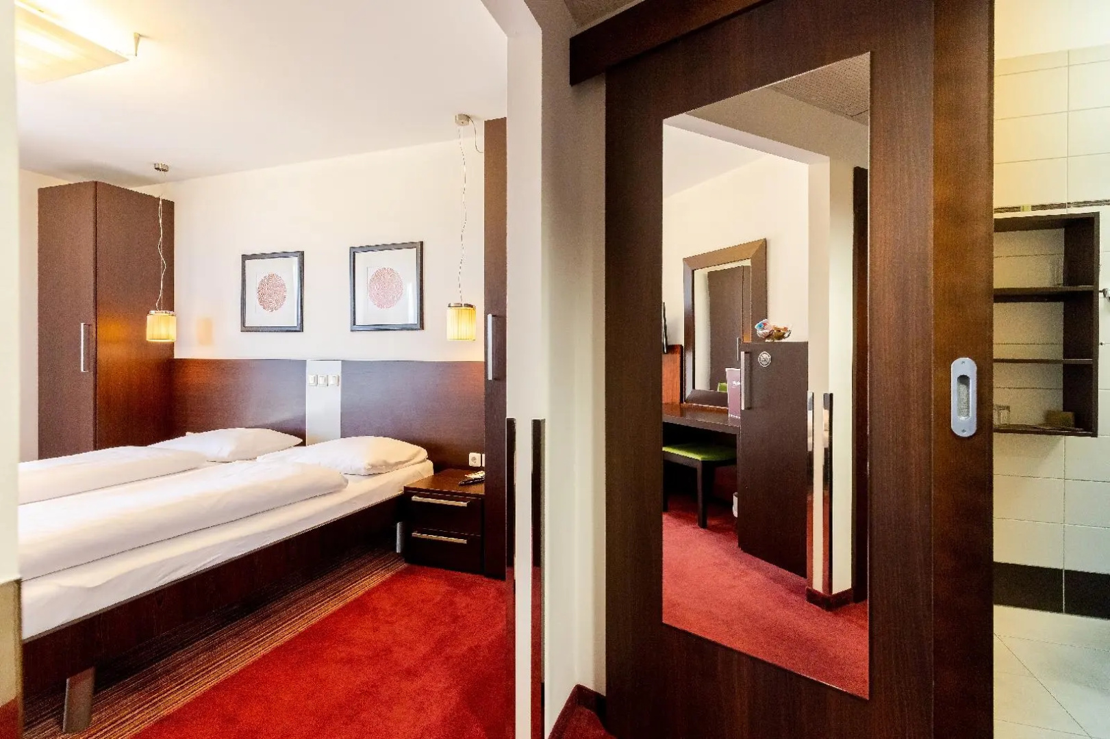eduCARE Hotel
