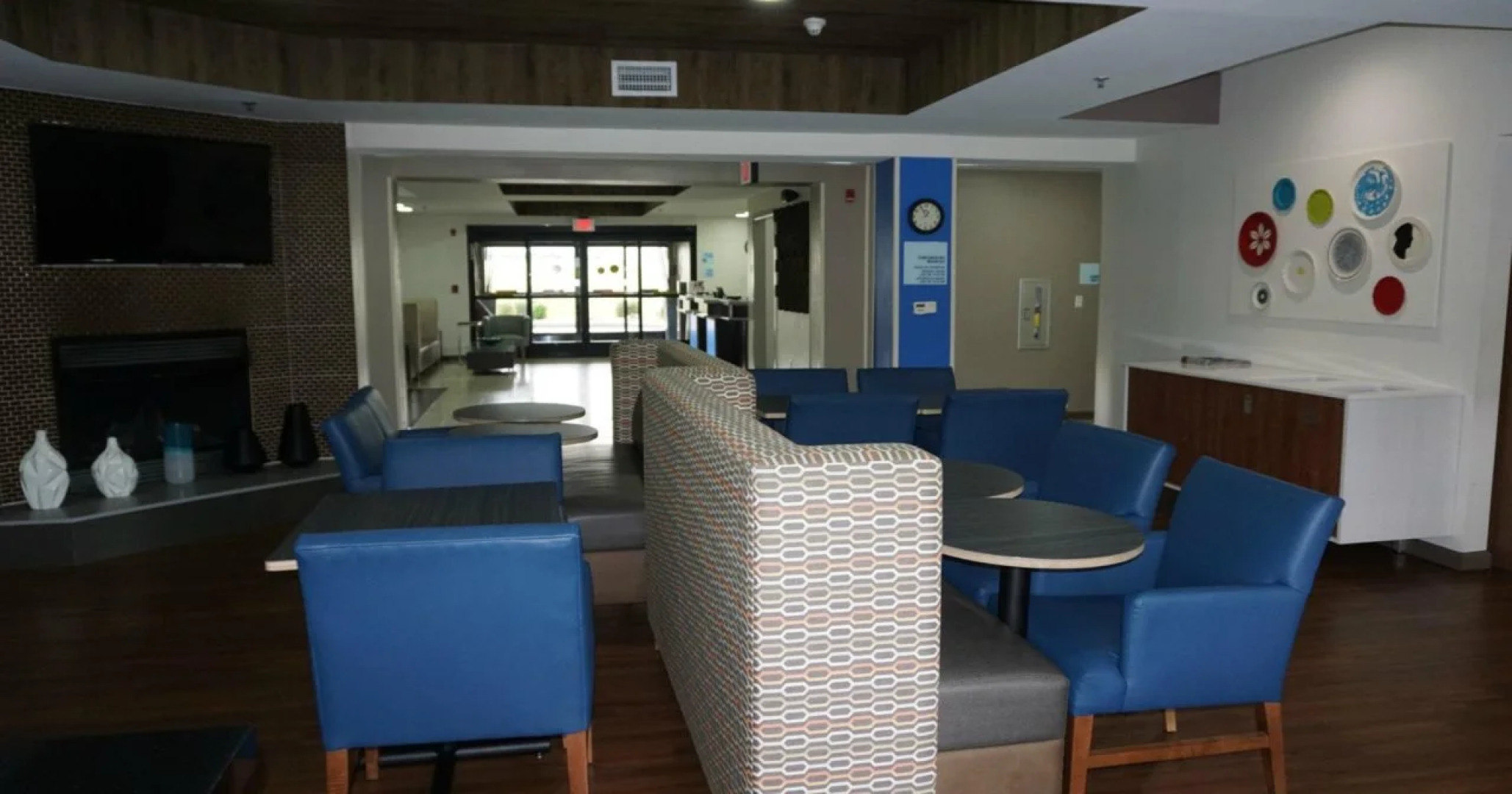 Holiday Inn Express Hotel & Suites Greensboro - East by IHG