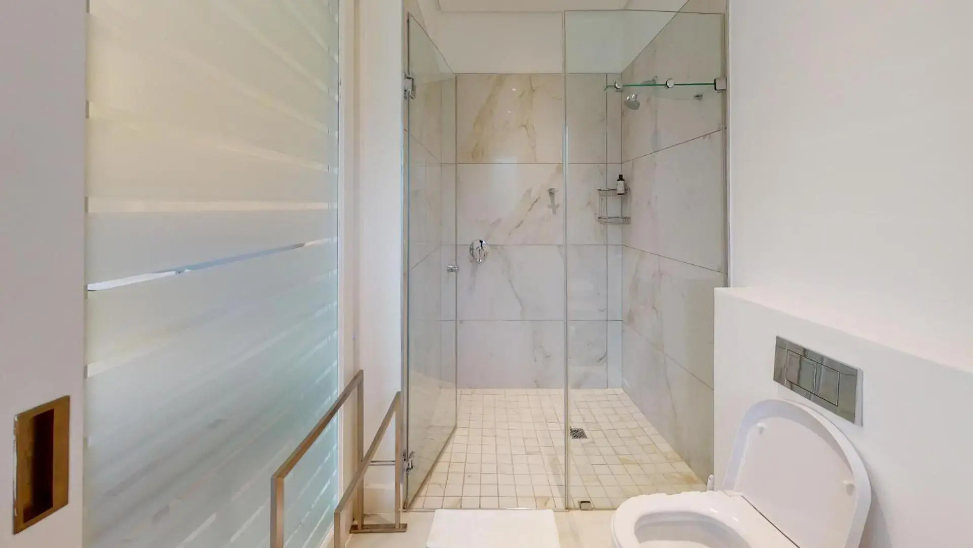 Stamford on Sea by Top Destinations Rentals