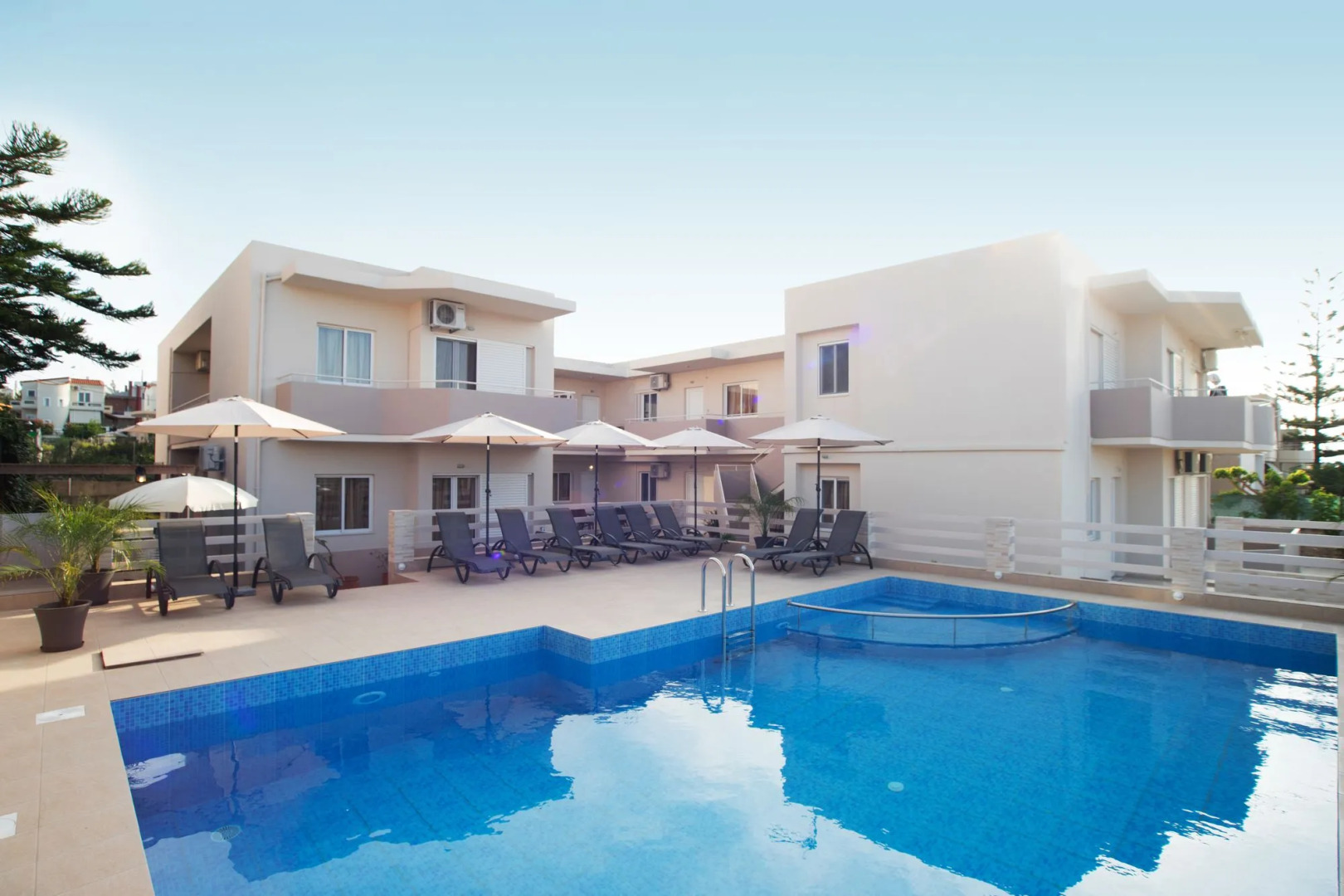 Naiades Luxury Apartments