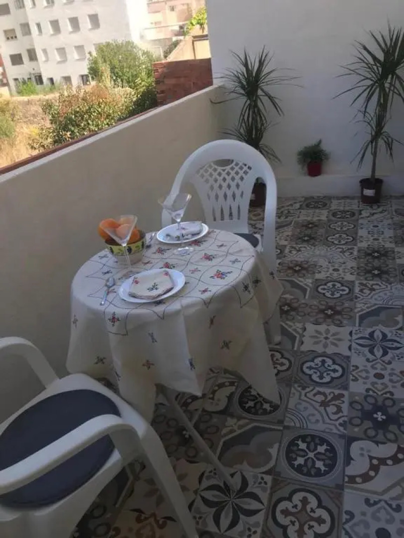 Modern Homely Beach Side Apartment