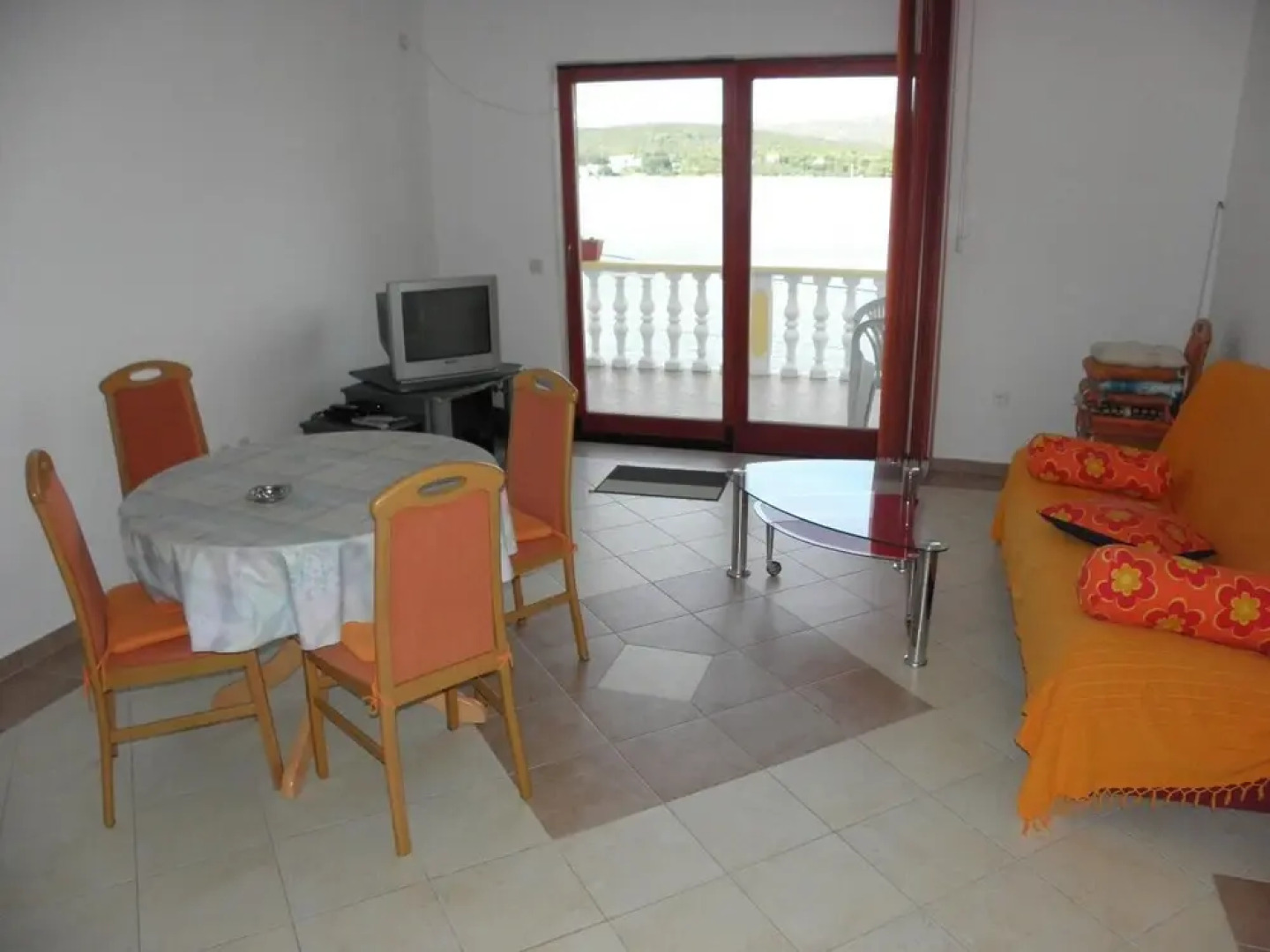 Josef - Seaview - A2 Crveni