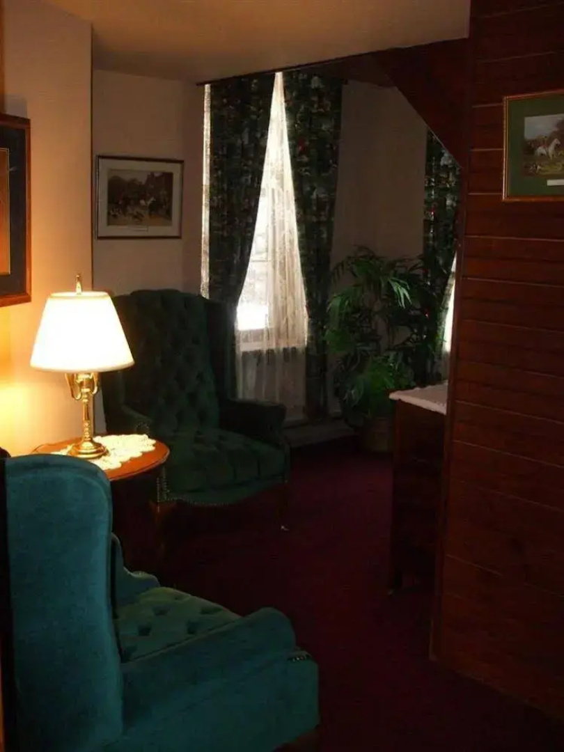 The Harry Packer Mansion Inn