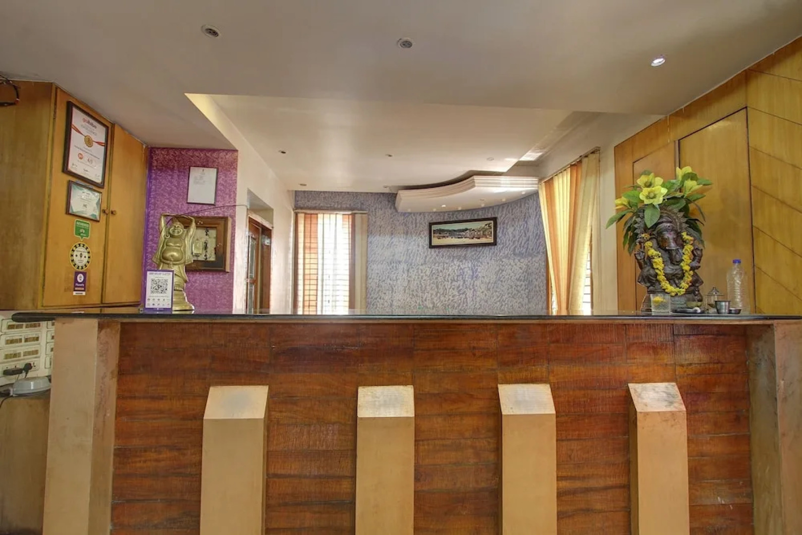 SPOT ON 40409 Hotel Rajsangam International