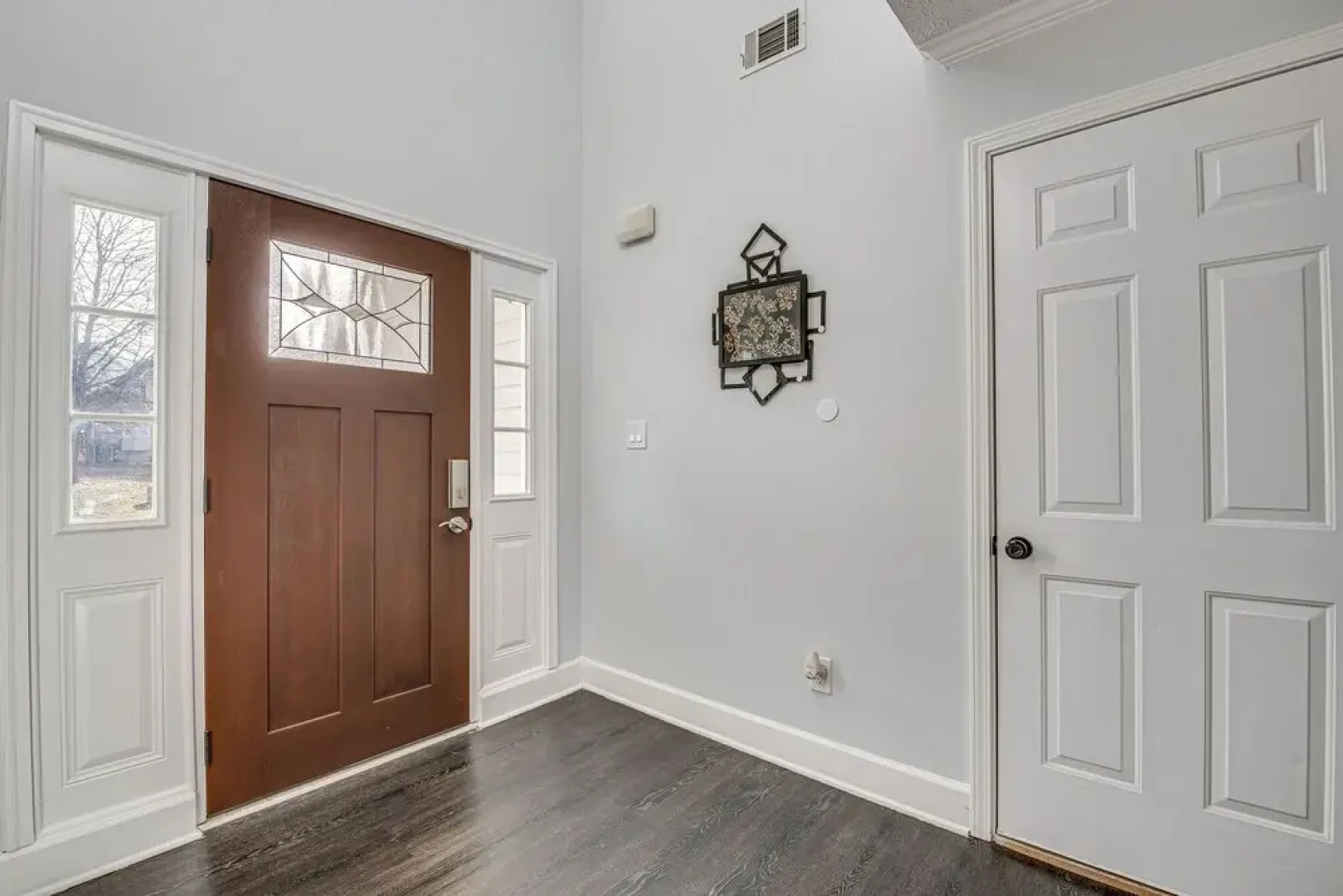 Modern College Park Home: 13 Mi to Dtwn Atlanta!