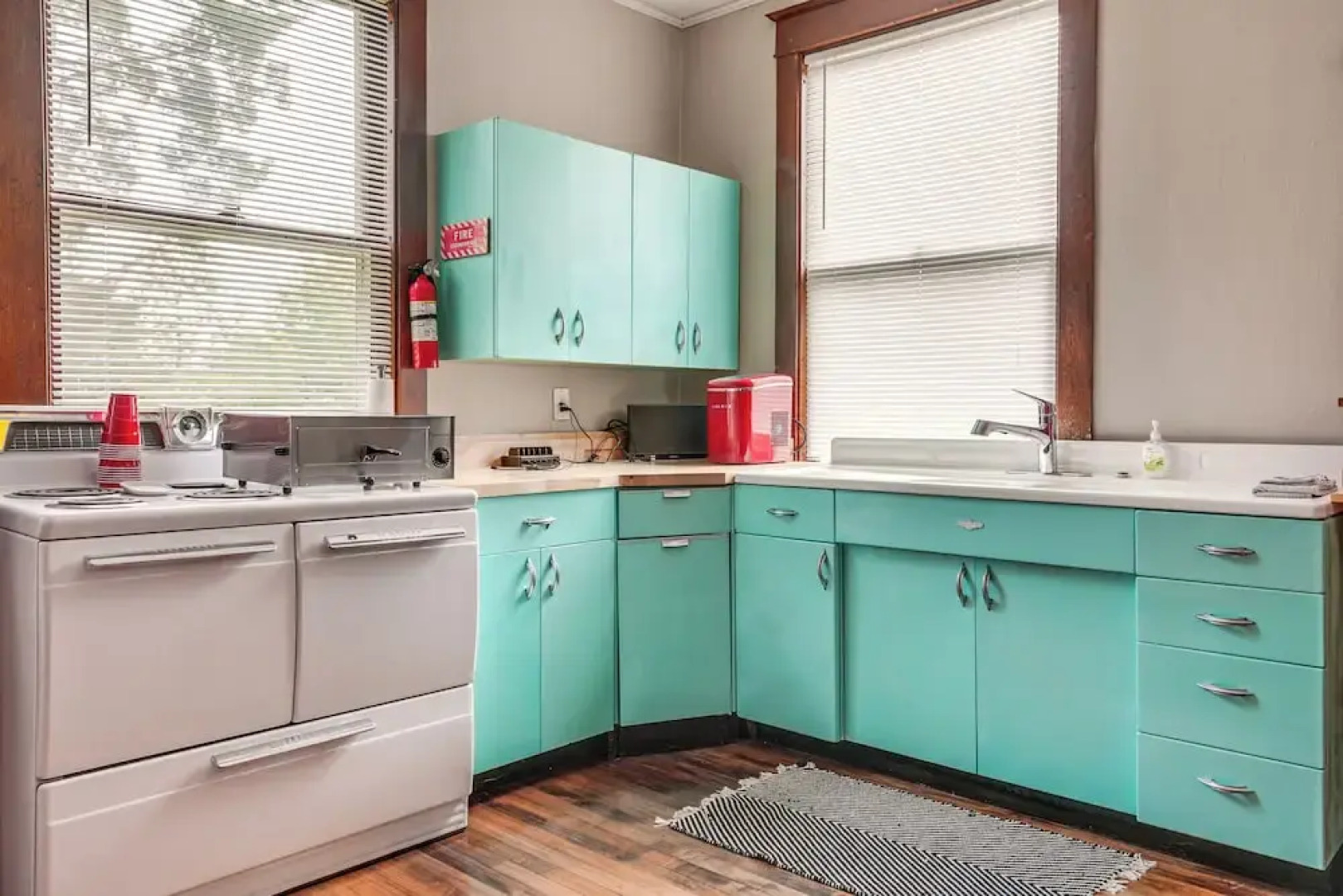 Spacious Home in Ramsay: 9 Smart TVs + Pool Table!