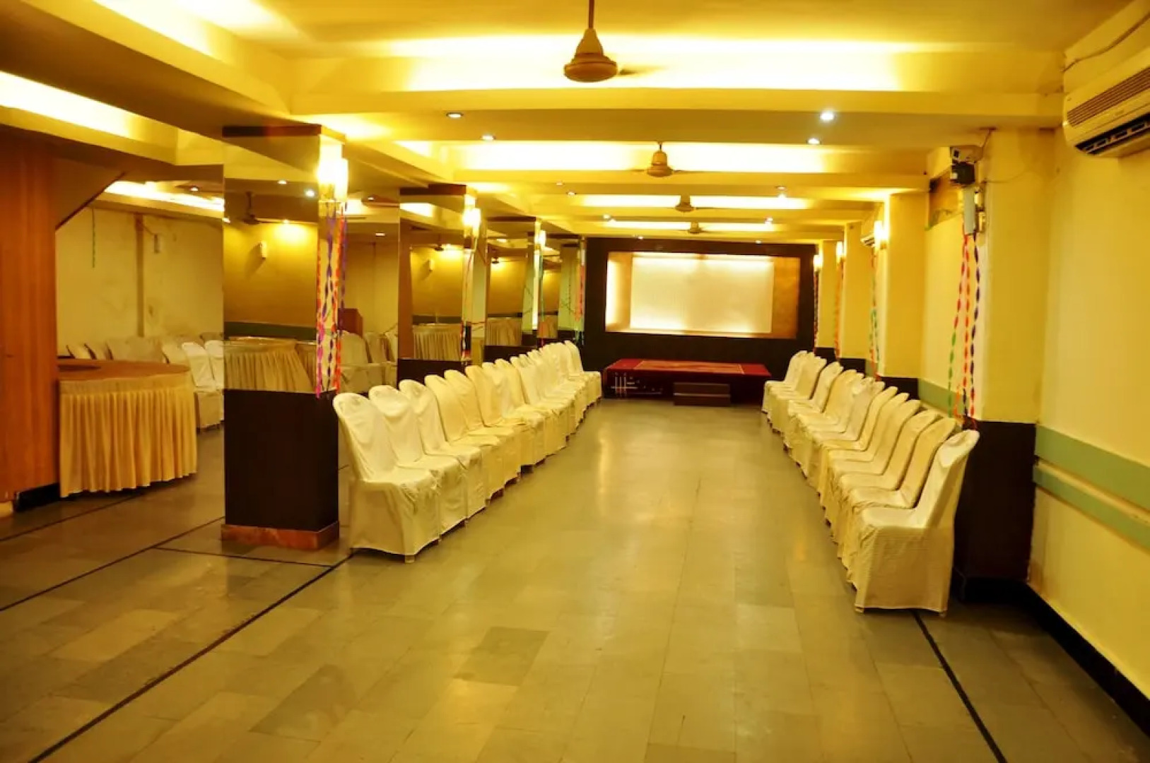 Hotel Sudarshan Palace