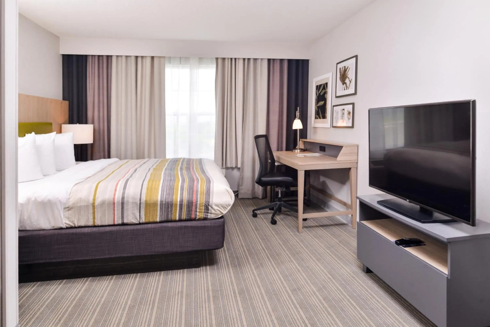 Country Inn & Suites by Radisson, Tinley Park, IL